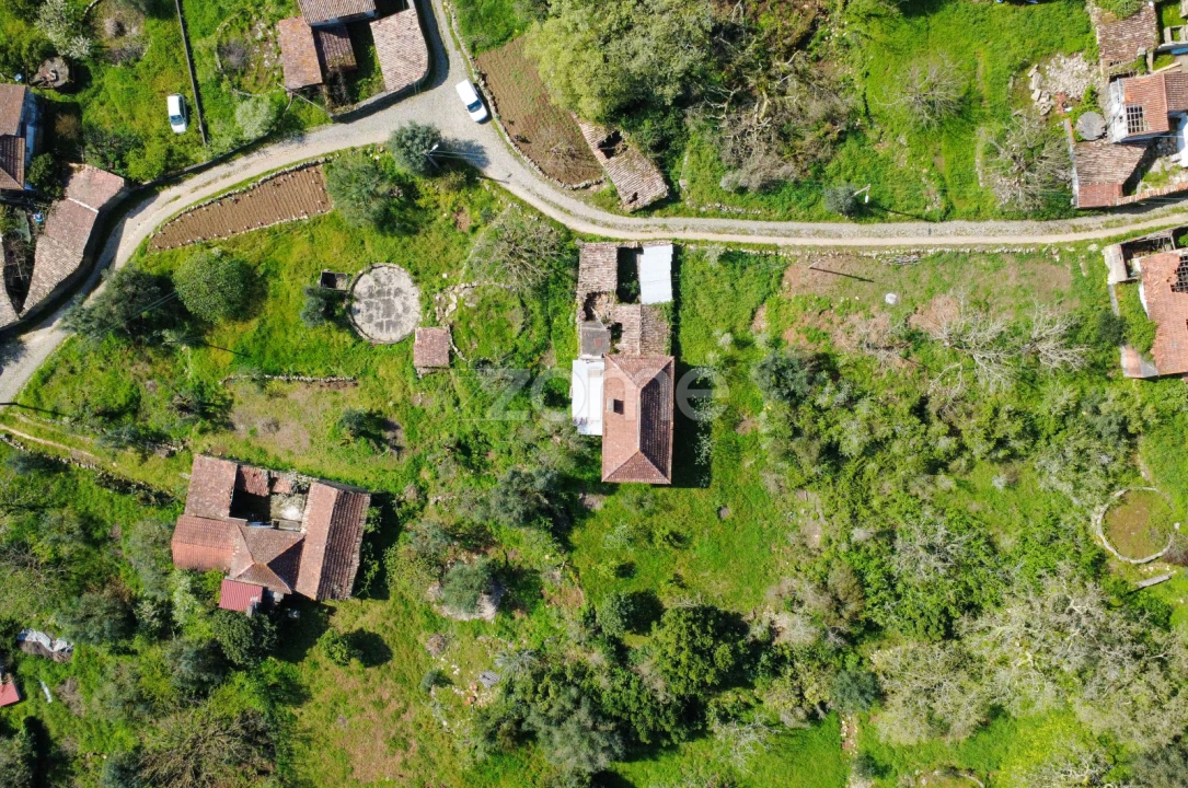 Moradia T4 para Venda em Vila Cã Foto 12