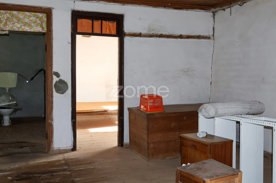 Moradia T4 para Venda em Vila Cã Foto 35