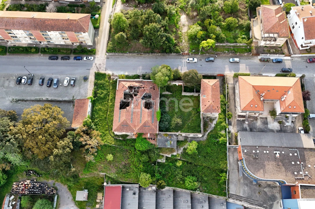 Moradia T4 para Venda em Campanhã Foto 5