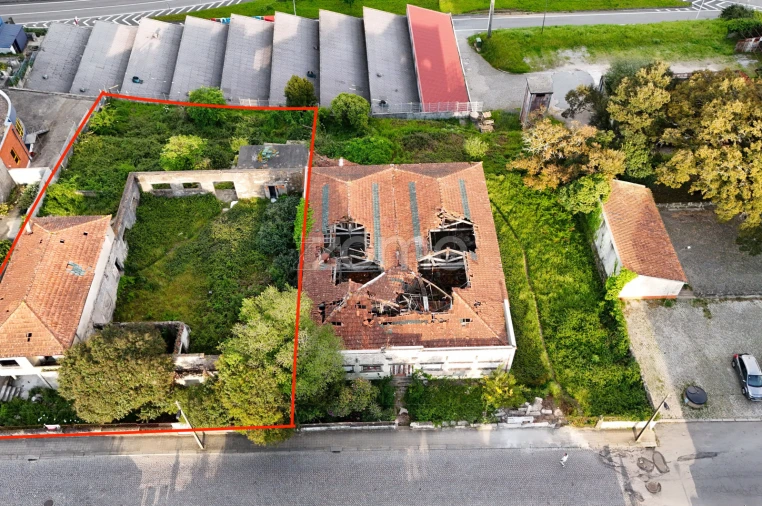 Moradia T4 para Venda em Campanhã Foto 3