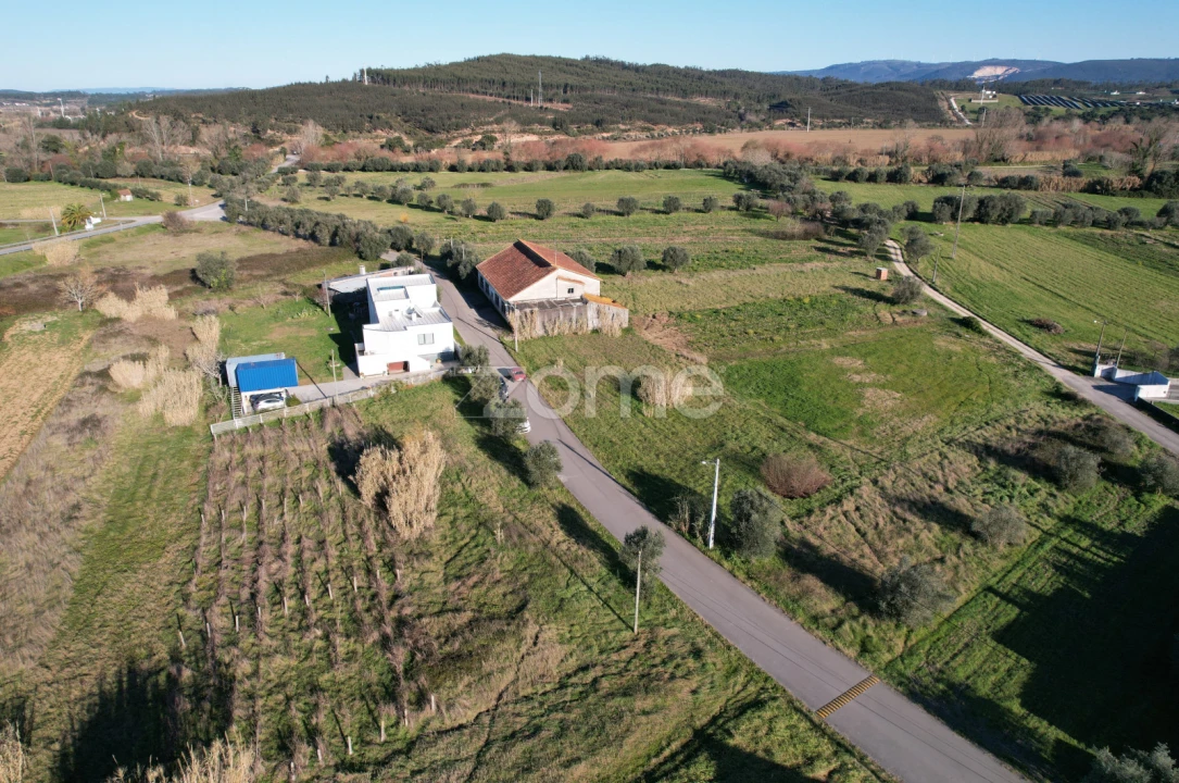 Terreno para Venda em Soure Foto 2