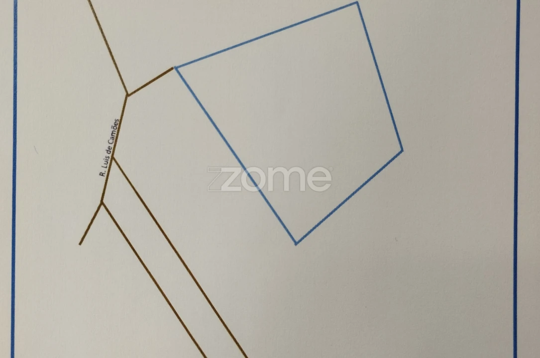 Terreno para Venda em Caxarias Foto 24