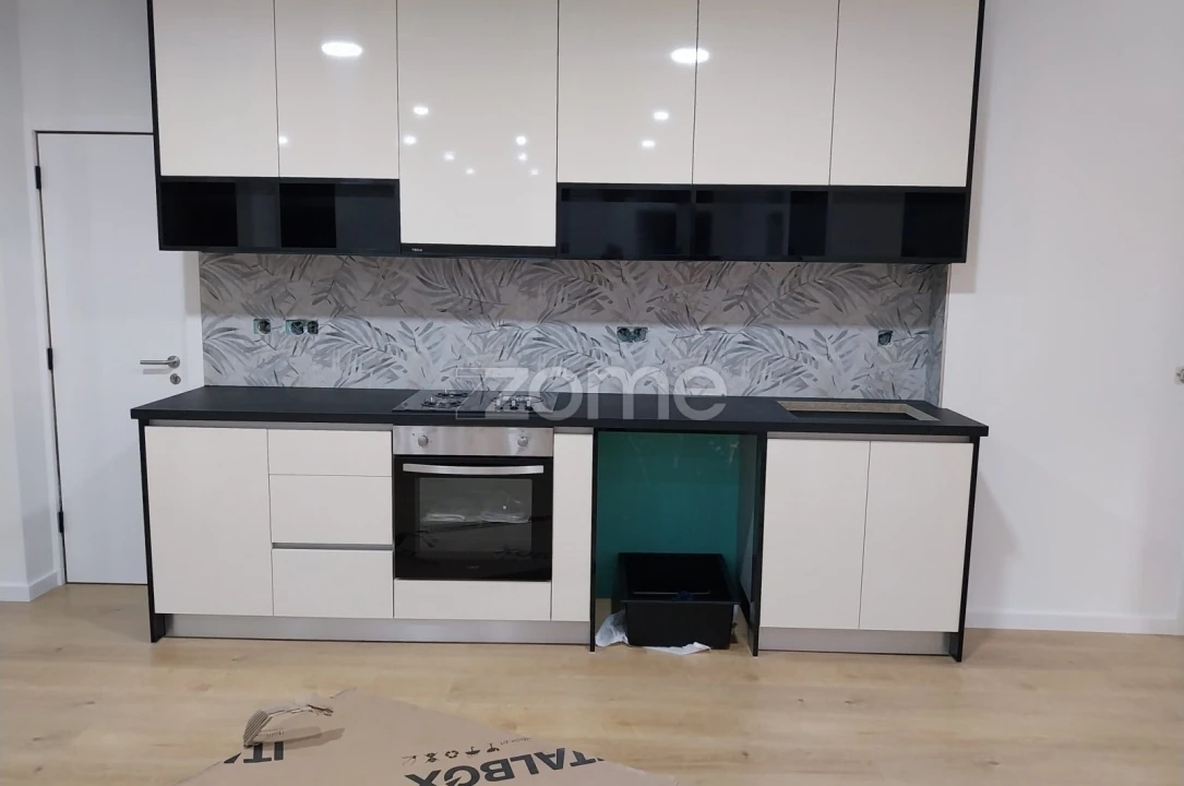 Apartamento T3 para Venda em Seia, São Romão e Lapa dos Dinheiros Foto 2