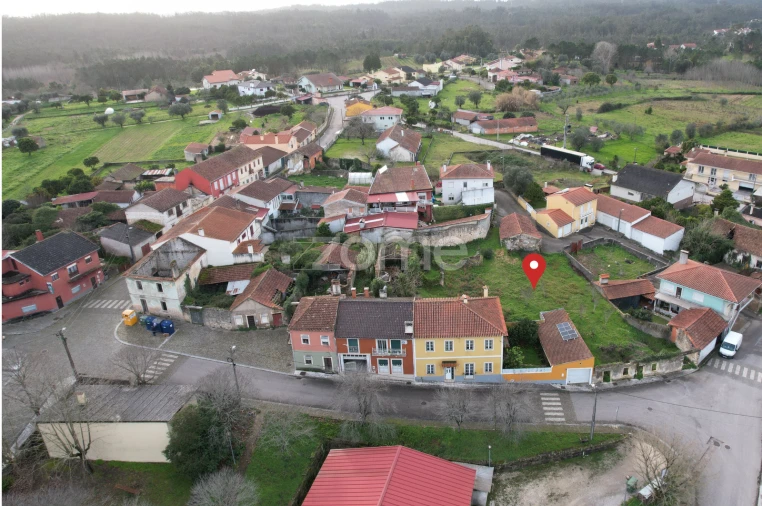 Moradia T3 para Venda em Barcouço Foto 3