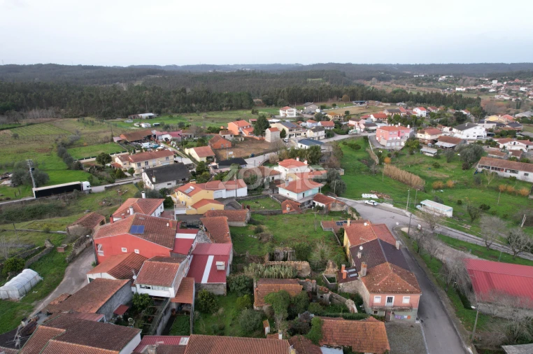 Moradia T3 para Venda em Barcouço Foto 10