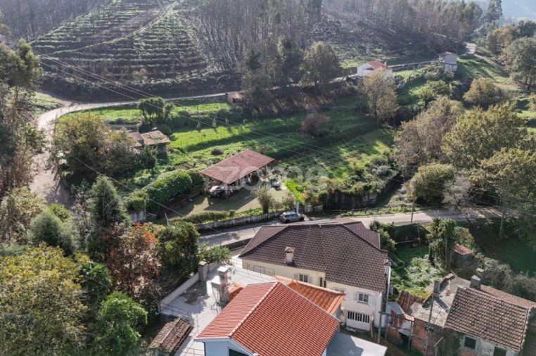 Moradia T6 para Venda em Cedrim e Paradela Foto 41