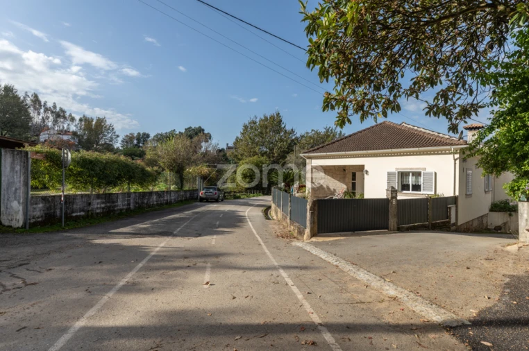 Moradia T6 para Venda em Cedrim e Paradela Foto 38