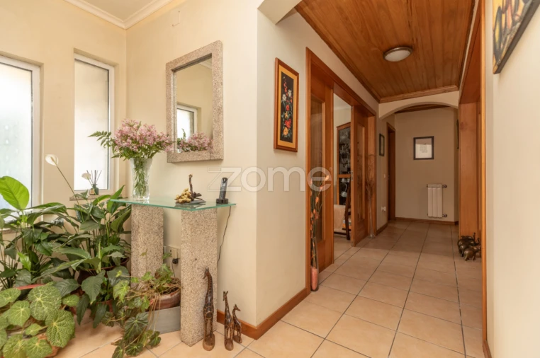 Moradia T6 para Venda em Cedrim e Paradela Foto 13