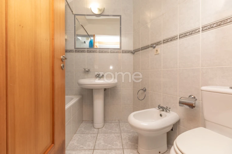 Moradia T6 para Venda em Cedrim e Paradela Foto 32