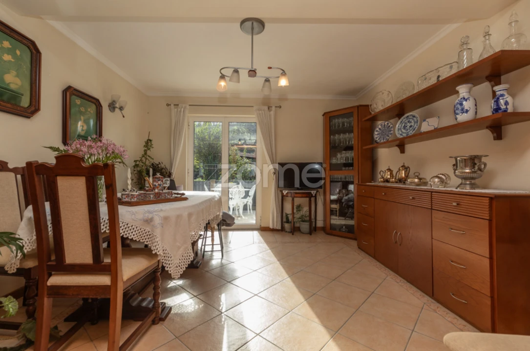 Moradia T6 para Venda em Cedrim e Paradela Foto 15