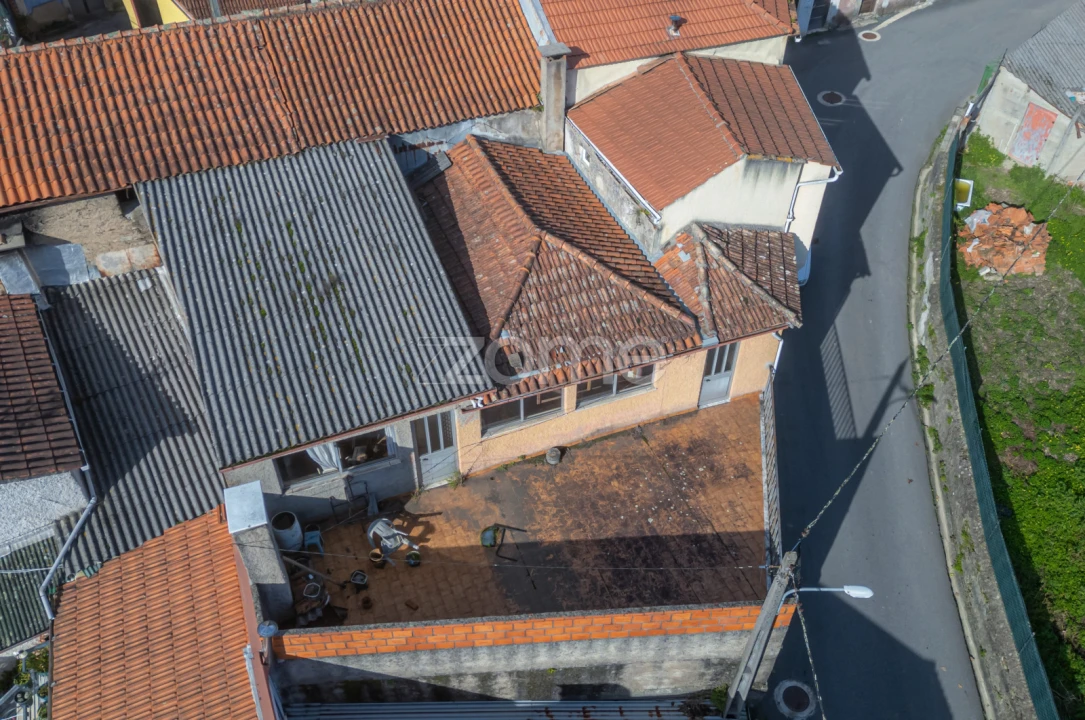 Moradia T4 para Venda em Lorvão Foto 12