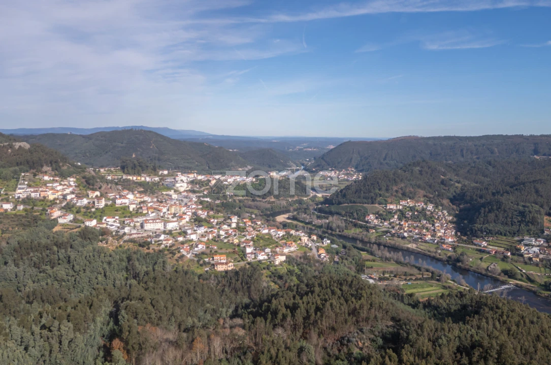 Moradia T4 para Venda em Lorvão Foto 22