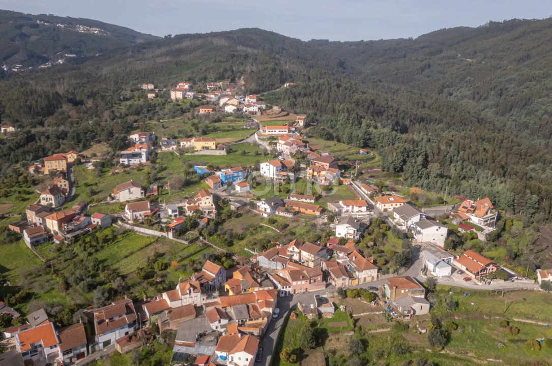 Moradia T4 para Venda em Lorvão Foto 23