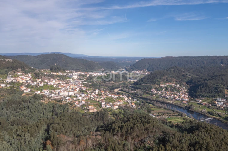 Moradia T4 para Venda em Lorvão Foto 22