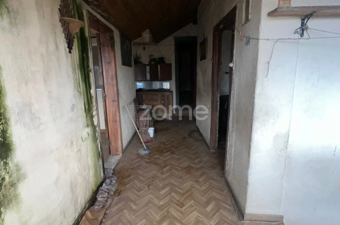 Moradia T4 para Venda em Lorvão Foto 7