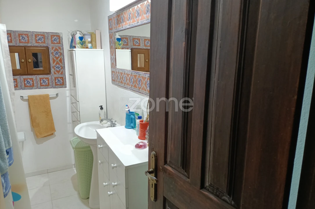 Moradia T1 para Venda em Mesquitela Foto 8