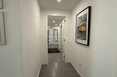 Apartamento T3 para Venda em Oeiras e São Julião da Barra, Paço de Arcos e Caxias