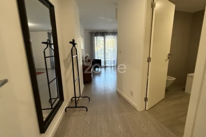 Apartamento T3 para Venda em Oeiras e São Julião da Barra, Paço de Arcos e Caxias