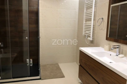 Apartamento T3 para Venda em Oeiras e São Julião da Barra, Paço de Arcos e Caxias