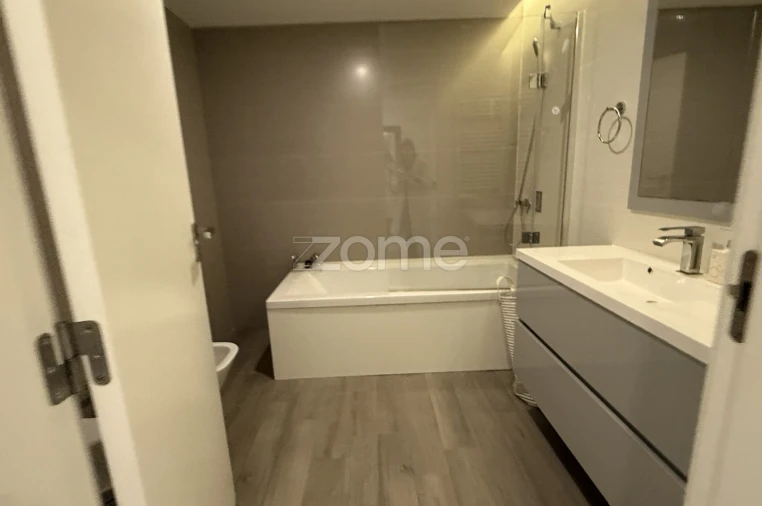 Apartamento T3 para Venda em Oeiras e São Julião da Barra, Paço de Arcos e Caxias Foto 29