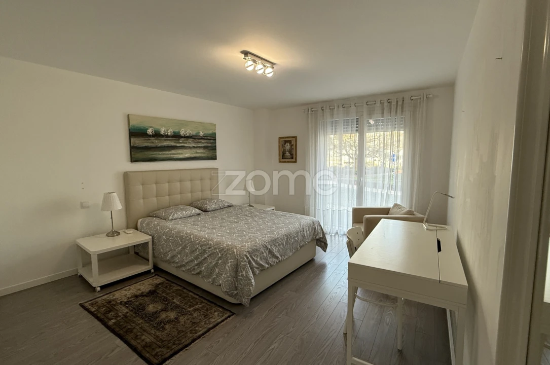 Apartamento T3 para Venda em Oeiras e São Julião da Barra, Paço de Arcos e Caxias Foto 17