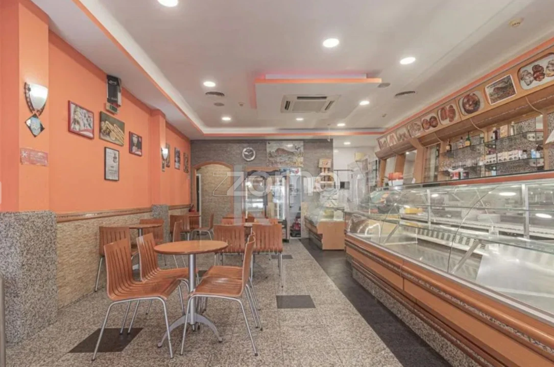 Negócio para Venda em Rio de Mouro Foto 16