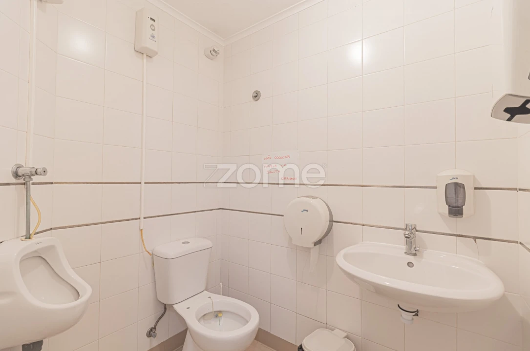 Negócio para Venda em Rio de Mouro Foto 5