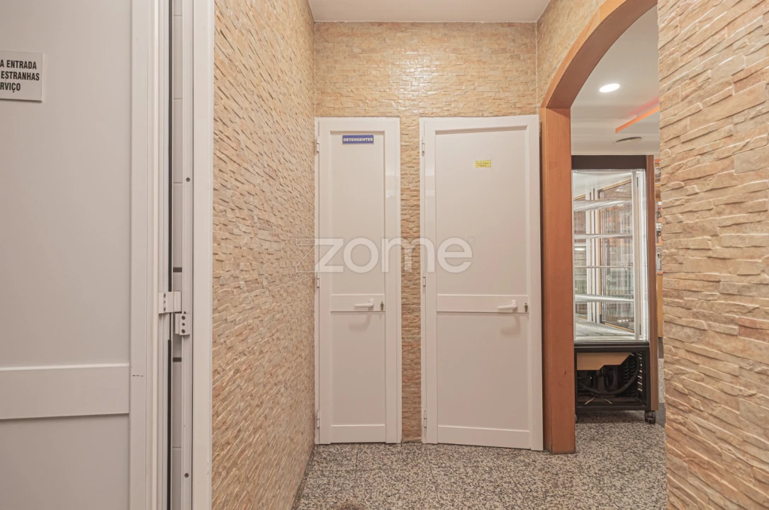 Negócio para Venda em Rio de Mouro Foto 8