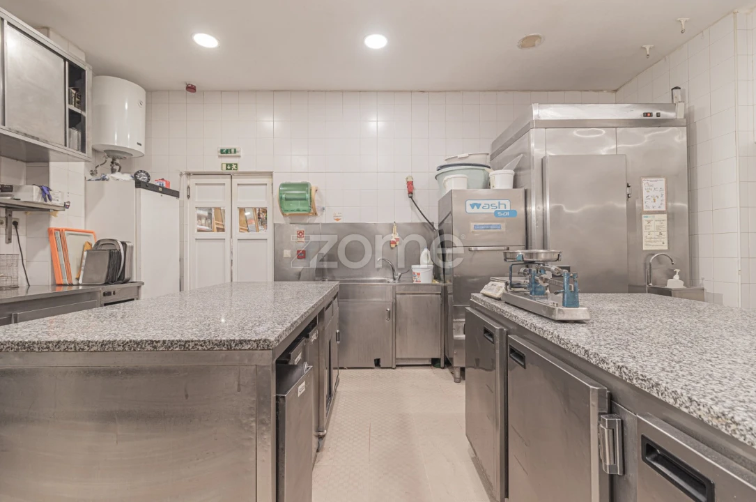 Negócio para Venda em Rio de Mouro Foto 14