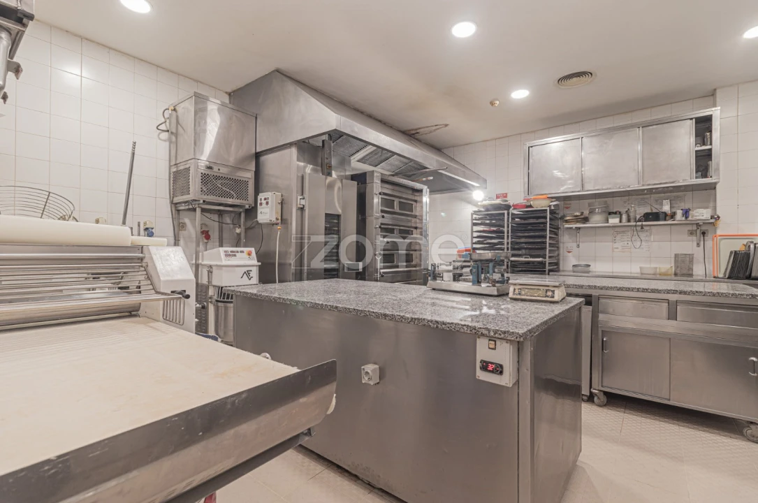 Negócio para Venda em Rio de Mouro Foto 15