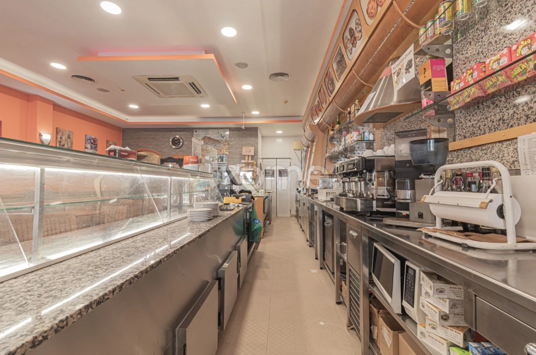 Negócio para Venda em Rio de Mouro Foto 9