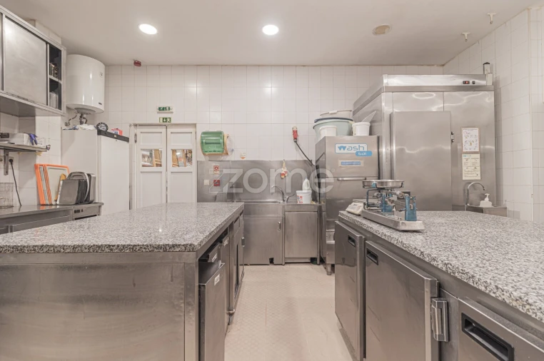 Negócio para Venda em Rio de Mouro Foto 14