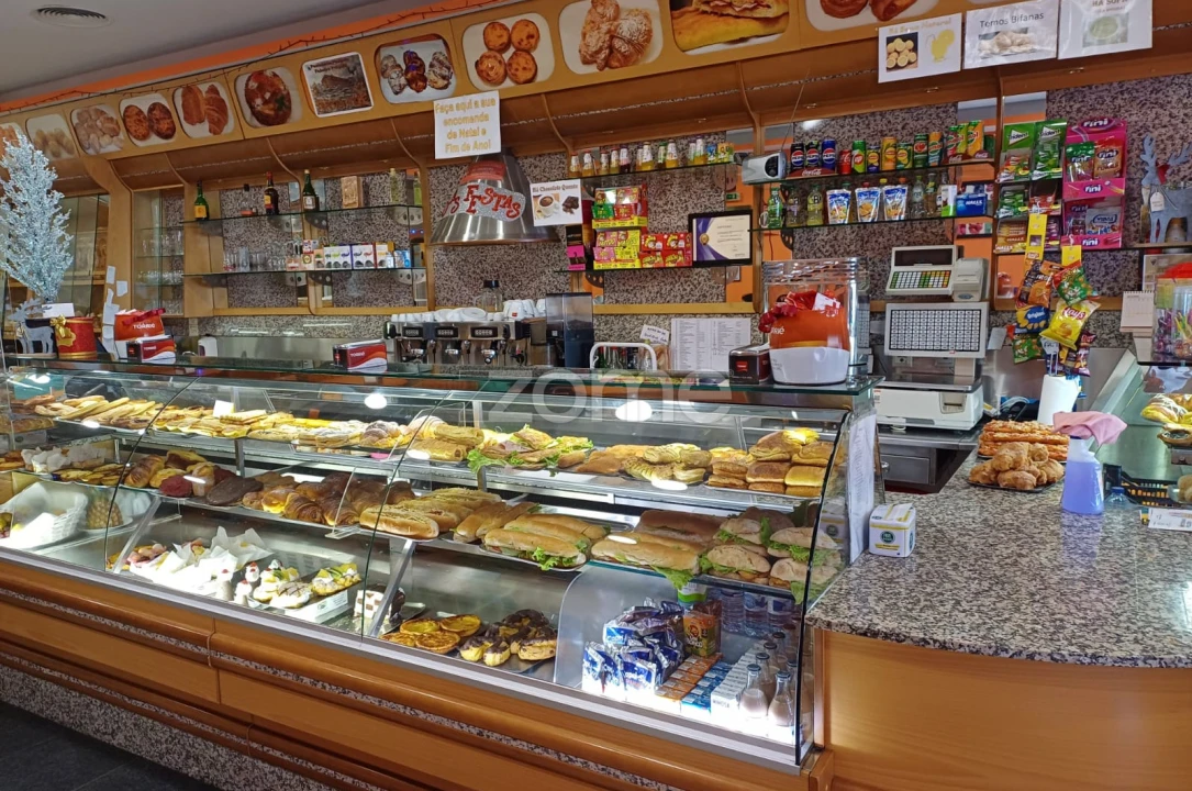 Negócio para Venda em Rio de Mouro Foto 2