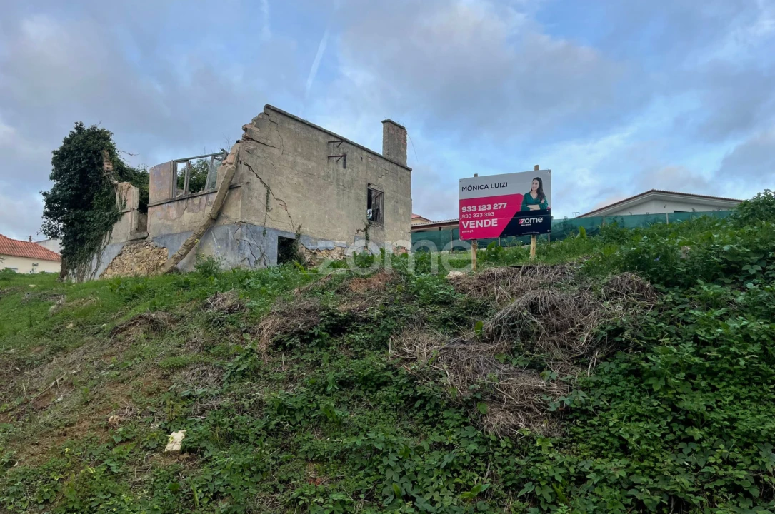 Terreno para Venda em Enxara do Bispo, Gradil e Vila Franca do Rosário Foto 1