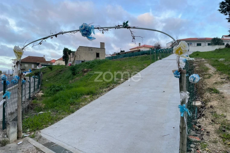 Terreno para Venda em Enxara do Bispo, Gradil e Vila Franca do Rosário Foto 9