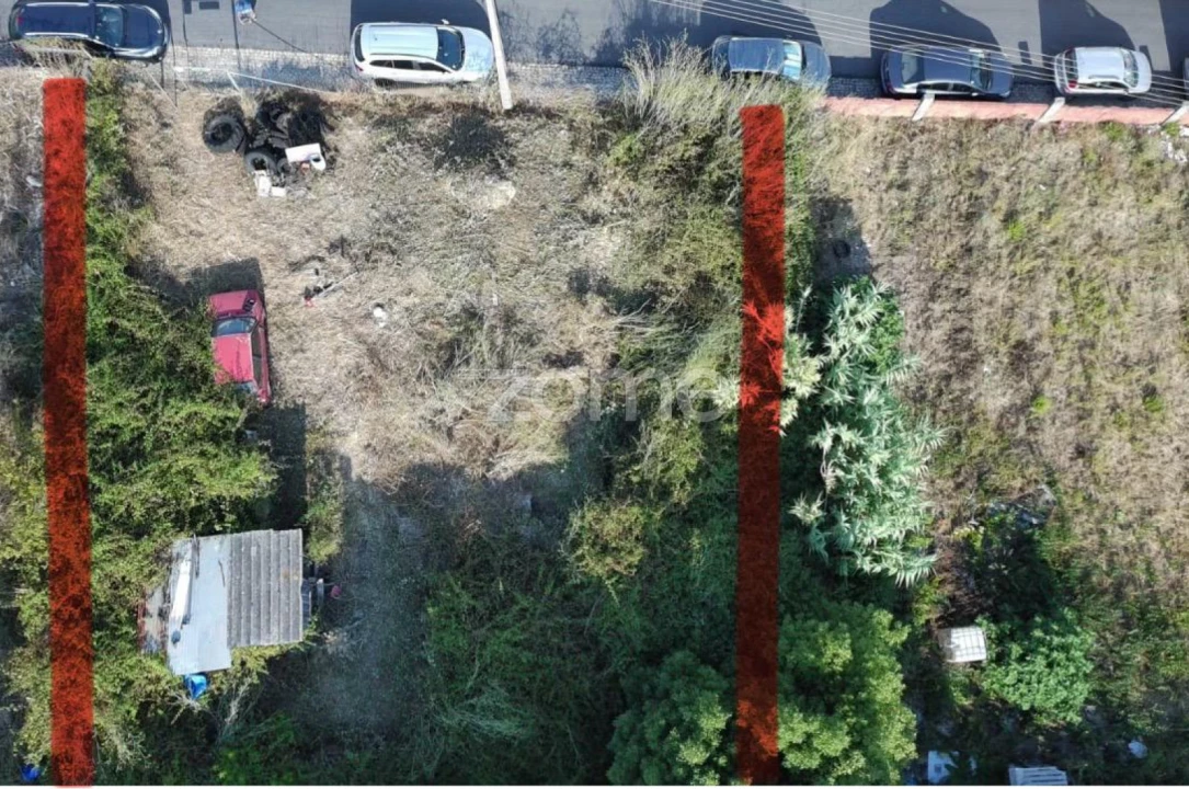 Terreno para Venda em Casal de Cambra Foto 1