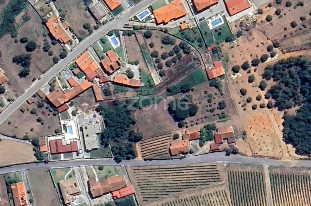 Terreno para Venda em Tamengos, Aguim e Óis do Bairro Foto 1