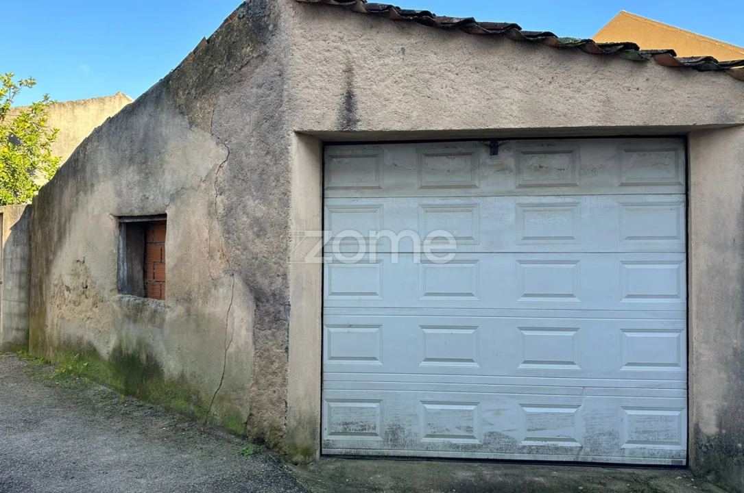 Moradia T1 para Venda em Tamengos, Aguim e Óis do Bairro Foto 4