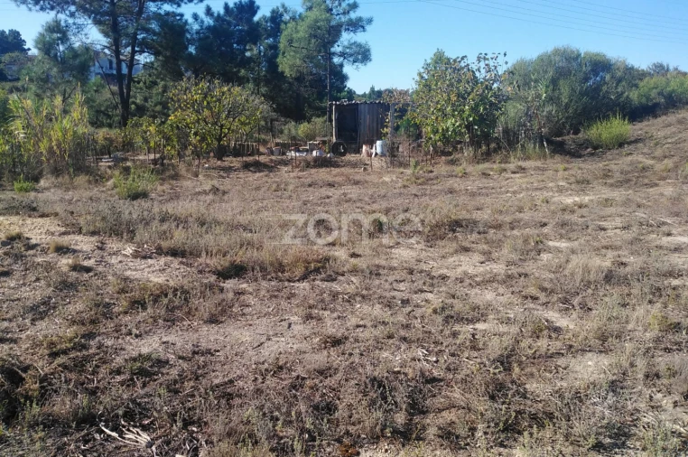 Terreno para Venda em Seixal, Arrentela e Aldeia de Paio Pires Foto 9