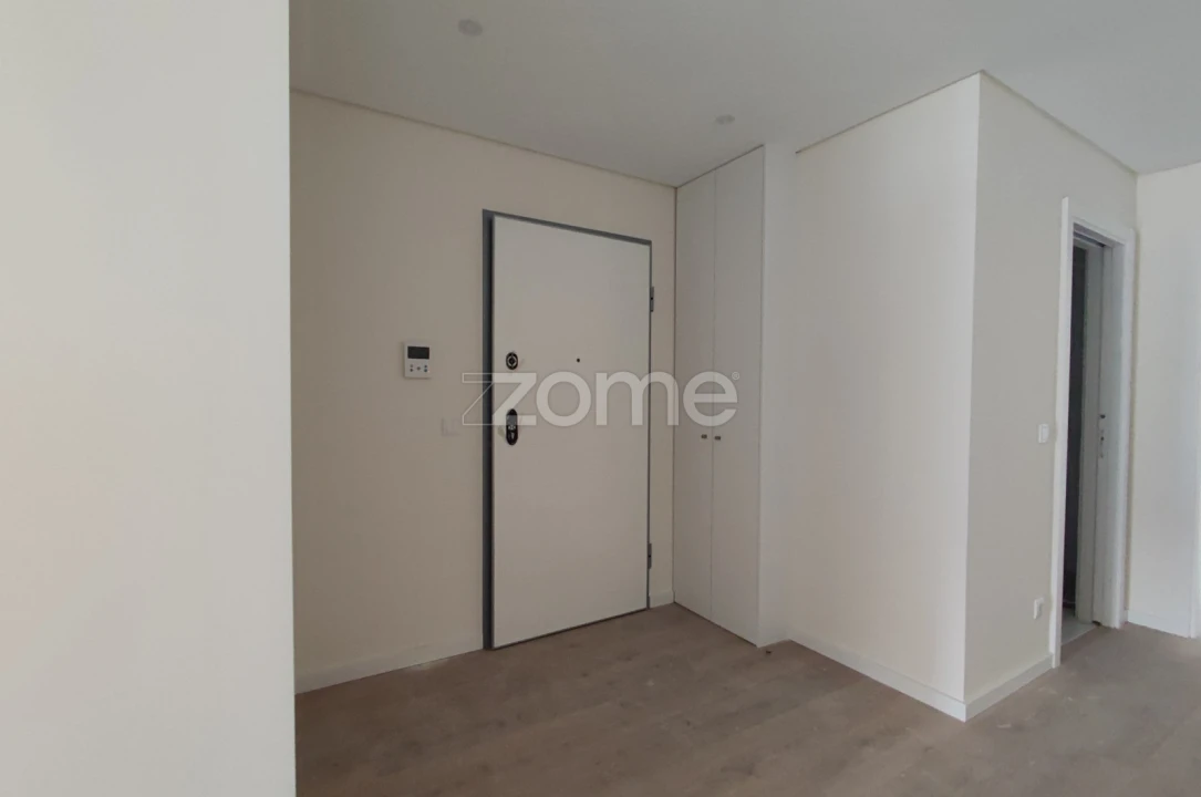 Apartamento T4 para Venda em Odivelas Foto 6