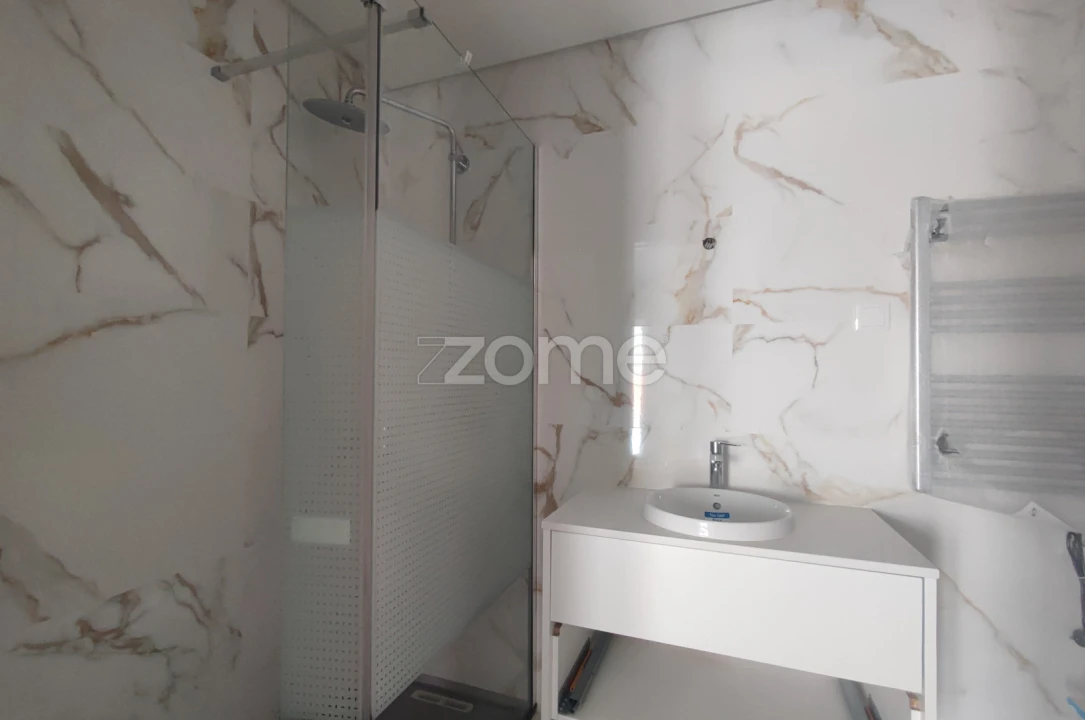 Apartamento T4 para Venda em Odivelas Foto 20