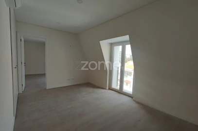 Apartamento T4 para Venda em Odivelas