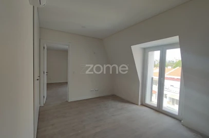 Apartamento T4 para Venda em Odivelas