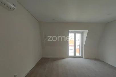 Apartamento T4 para Venda em Odivelas