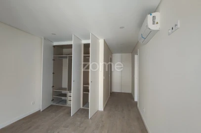 Apartamento T4 para Venda em Odivelas