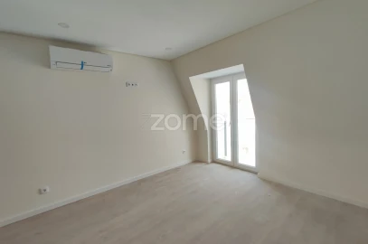 Apartamento T4 para Venda em Odivelas