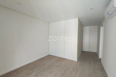 Apartamento T4 para Venda em Odivelas