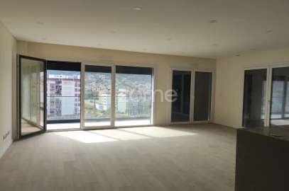 Apartamento T4 para Venda em Odivelas