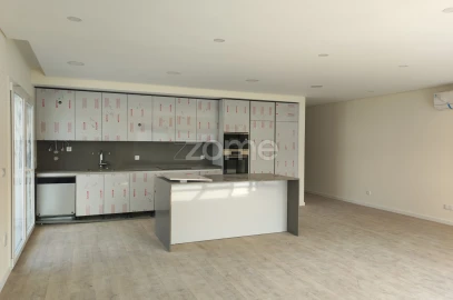 Apartamento T4 para Venda em Odivelas