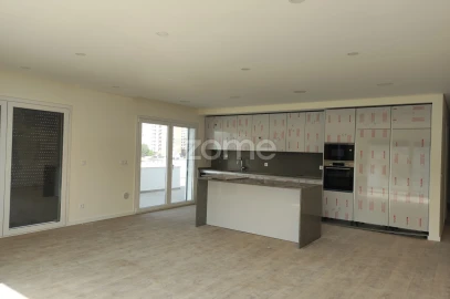 Apartamento T4 para Venda em Odivelas